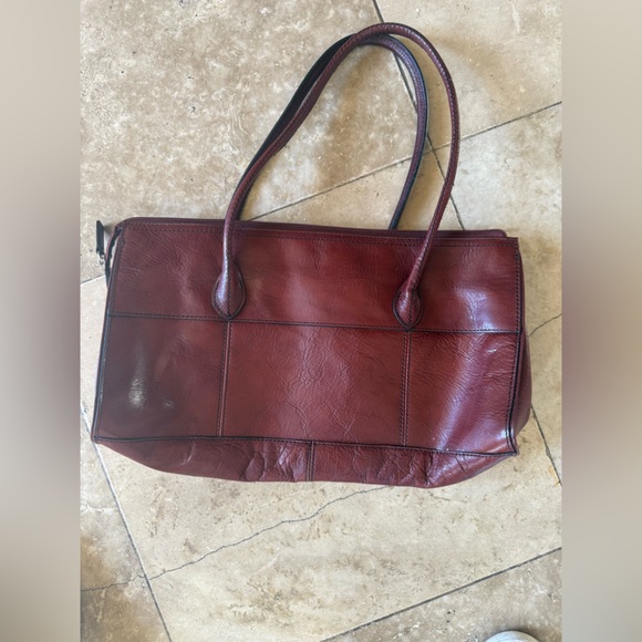 PELLE STUDIO ladies, genuine, leather tote, burgundy color, very good condition - Picture 12 of 16
